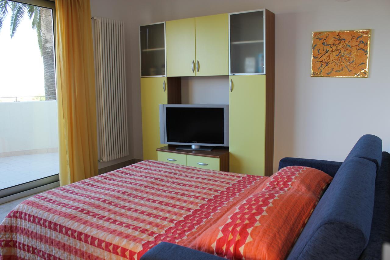 Ferienwohnung Residenza Alpaluba Vasto Exterior foto