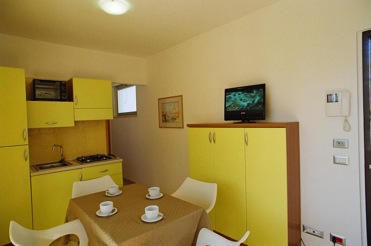 Ferienwohnung Residenza Alpaluba Vasto Exterior foto