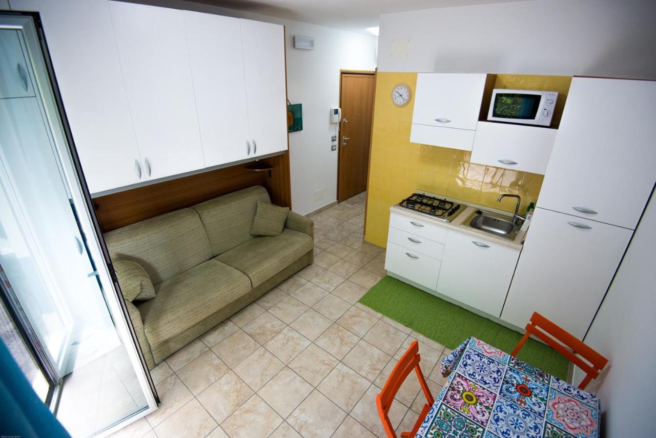 Ferienwohnung Residenza Alpaluba Vasto Exterior foto